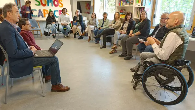 Representantes del Ministerio de Derechos Sociales visitan el proyecto Rumbo en Galicia.